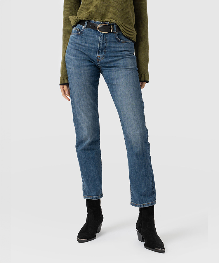 Straight leg jeans in a faded blue wash.