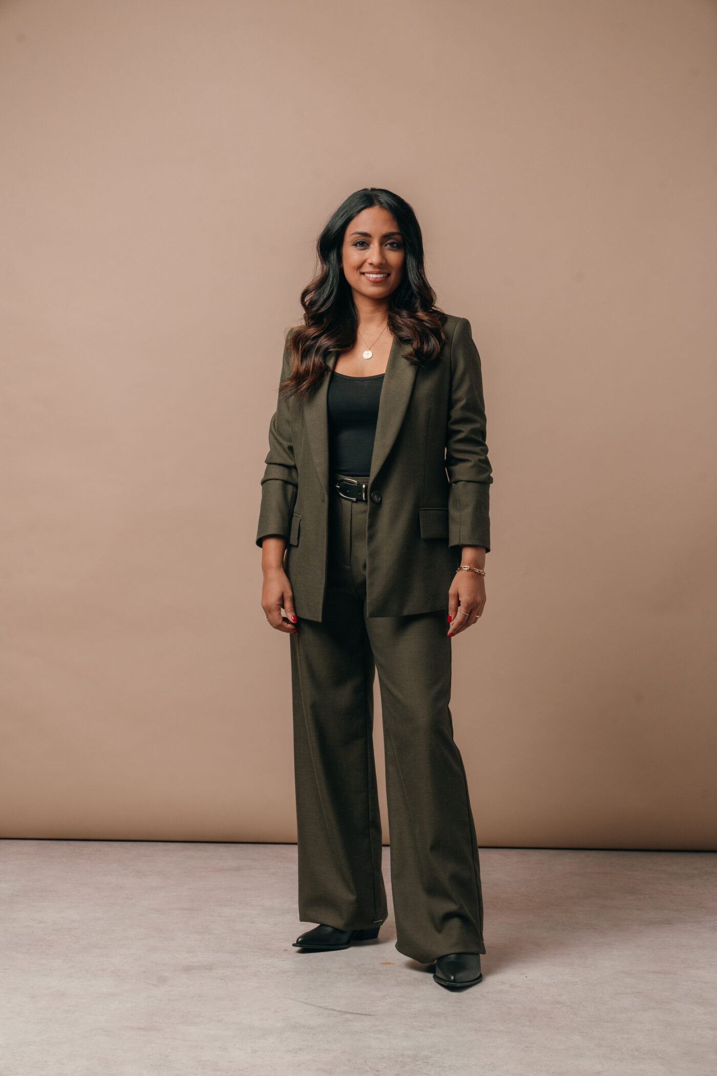 Broadcaster Isa Guha wearing the Saint and Sofia Astrid Blazer in Khaki