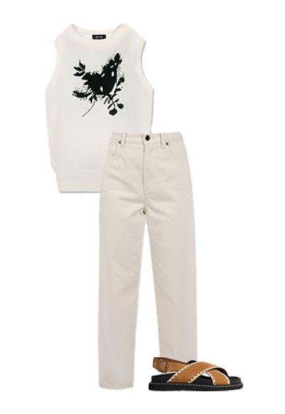 The Astra sweater vest by saint and sofia on a flatlay with the barrel leg jeans in cream and a pair of cross-over sandals.